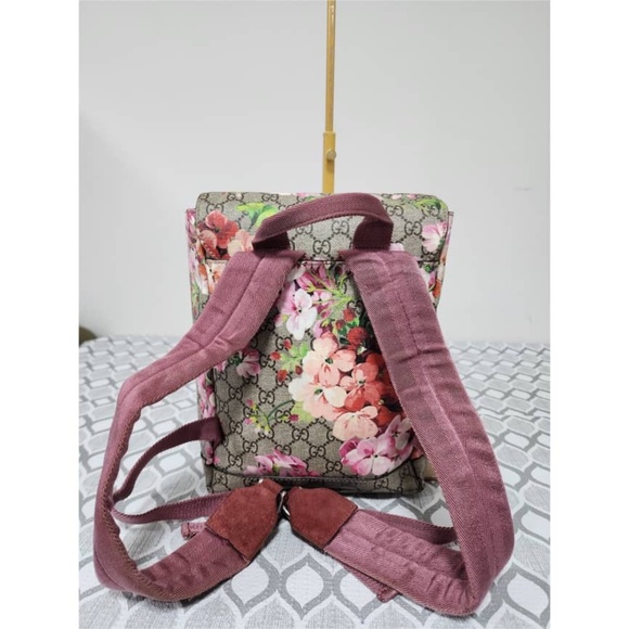 Authentic GUCCI GG Supreme Monogram Blooms Small Single Buckle Backpack Beige/Mu - Picture 5 of 14